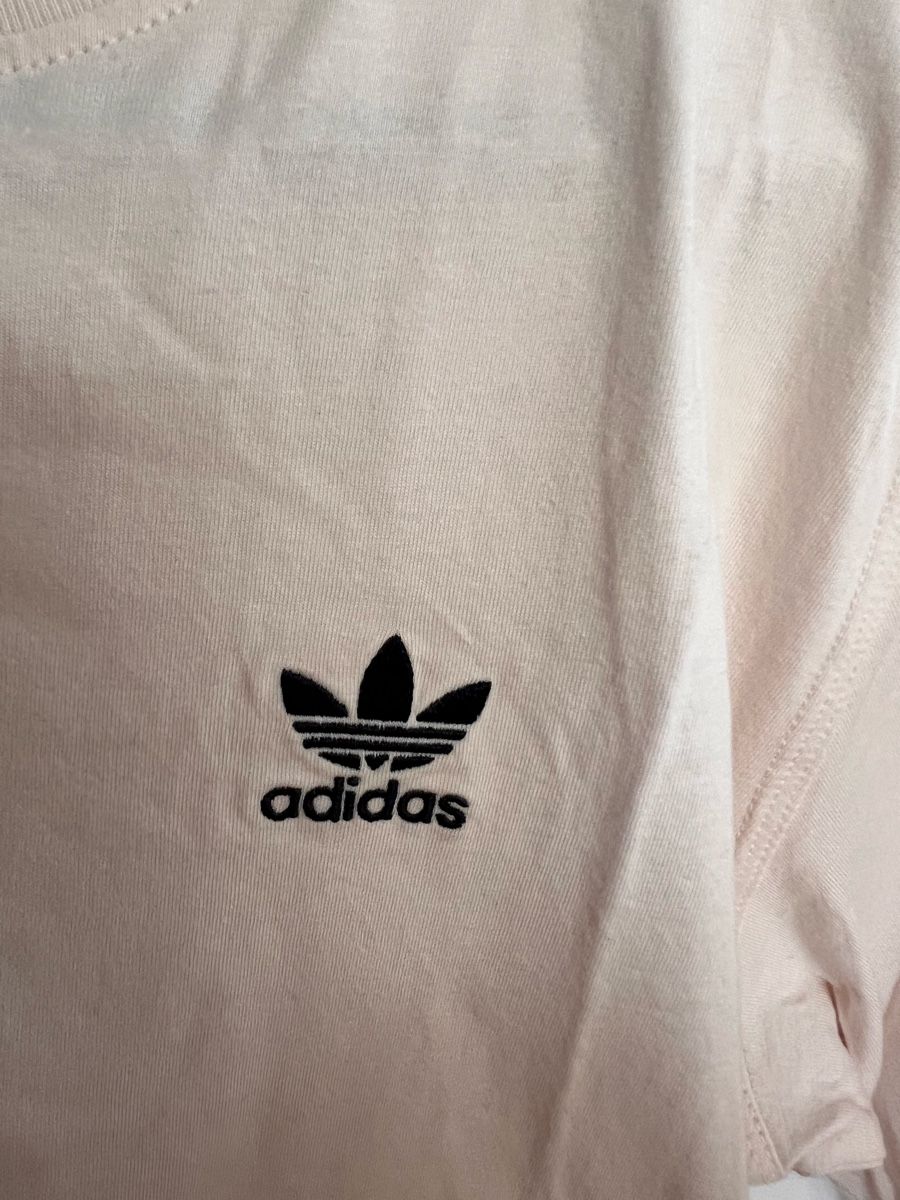 Adidas T-shirts: Adidas T-Shirt – Neuf (Voir description) à Zürich par caro.ha. 3