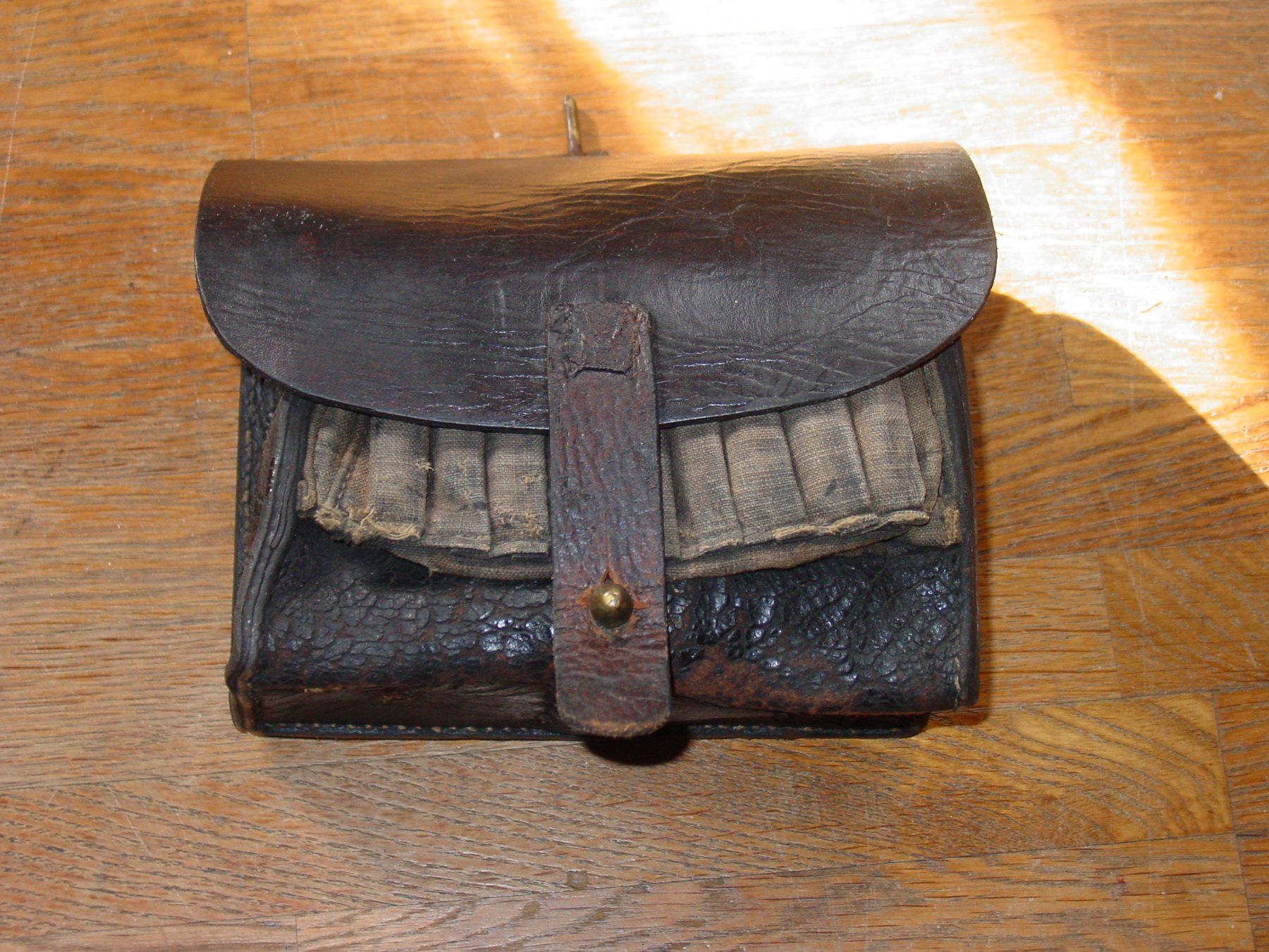 Schweizer Armee Borse: Vetterli/Peabody Munitions Tasche Armee – Usato da Ursenbach venduto da rekruten-shop