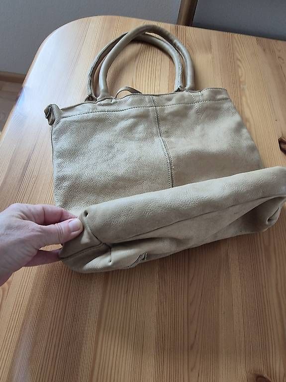 Taschen für Damen: Tasche Justified Amber Sand – Gebraucht aus Aesch BL von puerto02 1