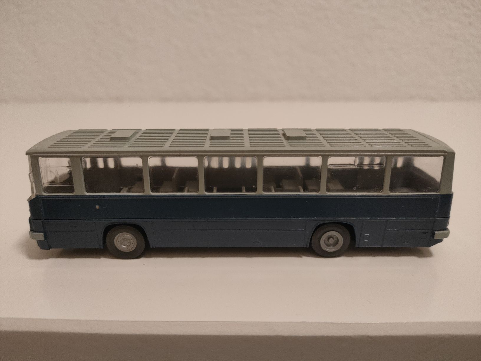 Rietze Modellautos: Ikarus Bus 206 – Gebraucht aus Burgdorf von bri5 3