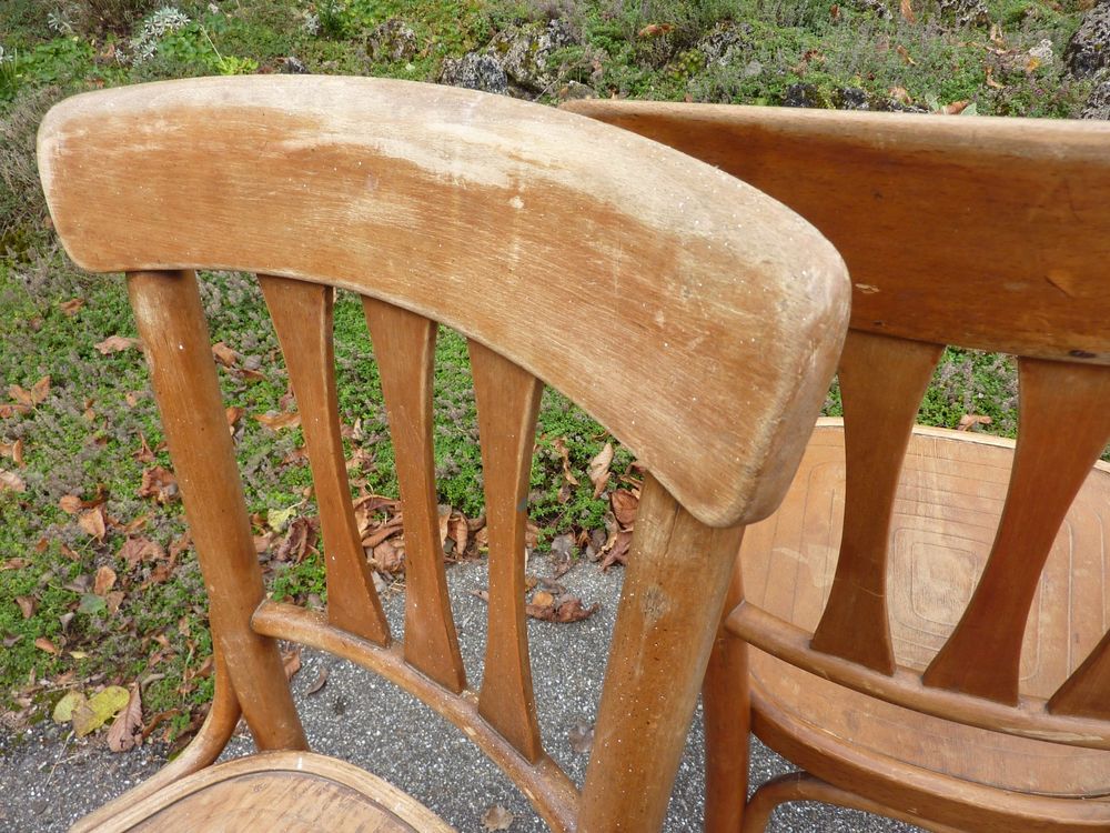 4 Stühle Holzstühle Bistrostühle Beizenstühle THONET o Tisch 9
