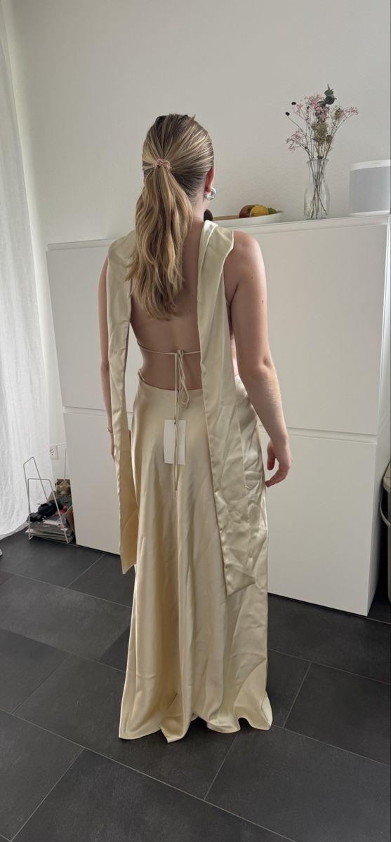 Zara Vestiti: Kleid Zara – Nuovo (secondo la descrizione) da Langendorf venduto da cheyenne_04 1