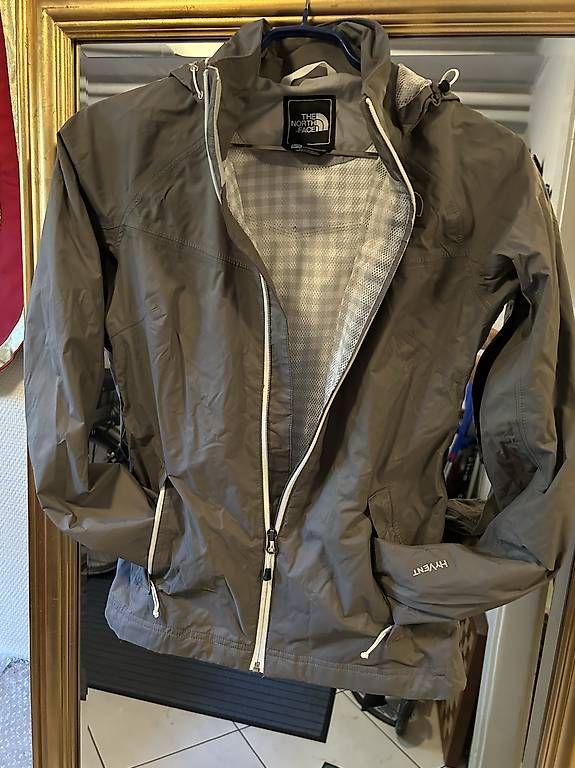 Vestes: The North Face Windjacke  – D'occasion à Basel par rit_l8k7