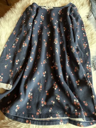 Robe fille bleu marine à motifs fleurs taille 134
