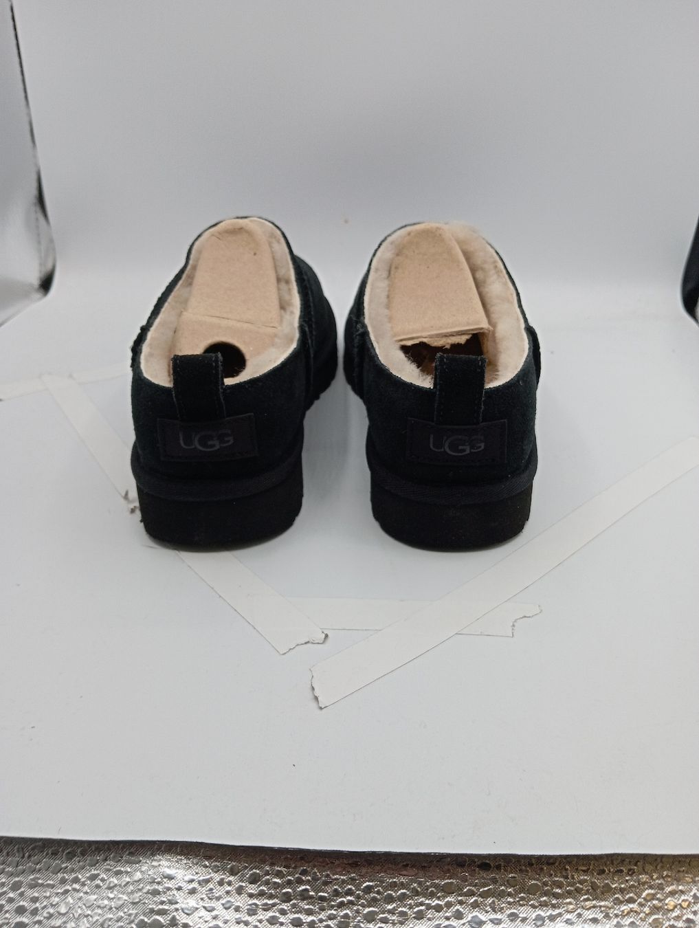 Ugg Scarpe da donna: UGG Classic Micro - schwarz (EU39) – Nuovo e nell'imballaggio originale da Schaffhausen venduto da outlez 3
