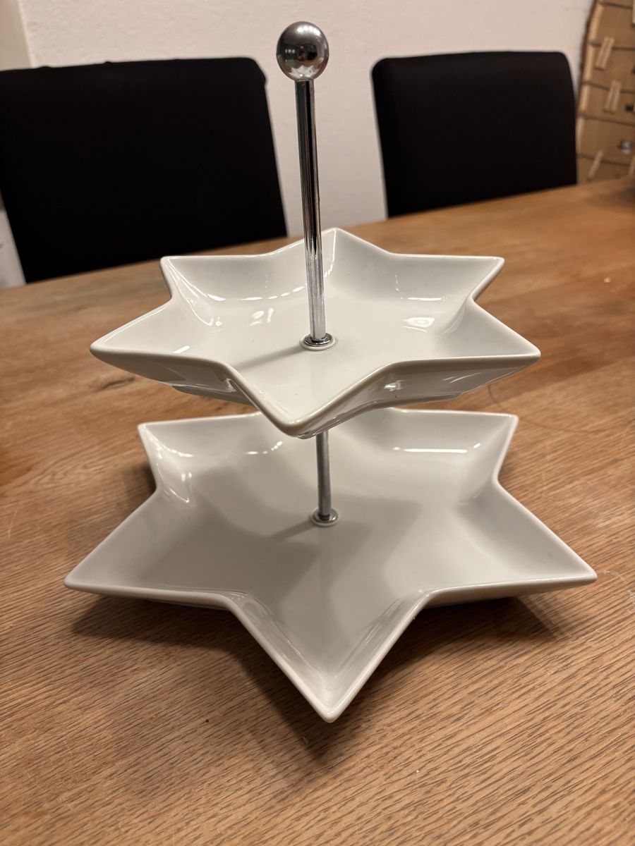 Plateaux: Sternförmige Etagère – D'occasion à St.Ursen par Rixu93 1