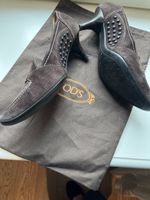 Tod’s 5 cm brown suede  heels