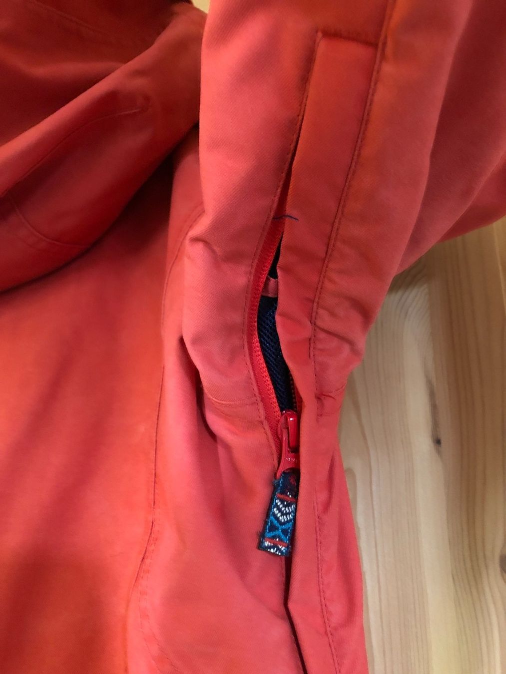Roxy Giacche: Snowboardjacke Roxy Damen Gr. S - neuwertig – Usato da Luzern venduto da mhbob 5