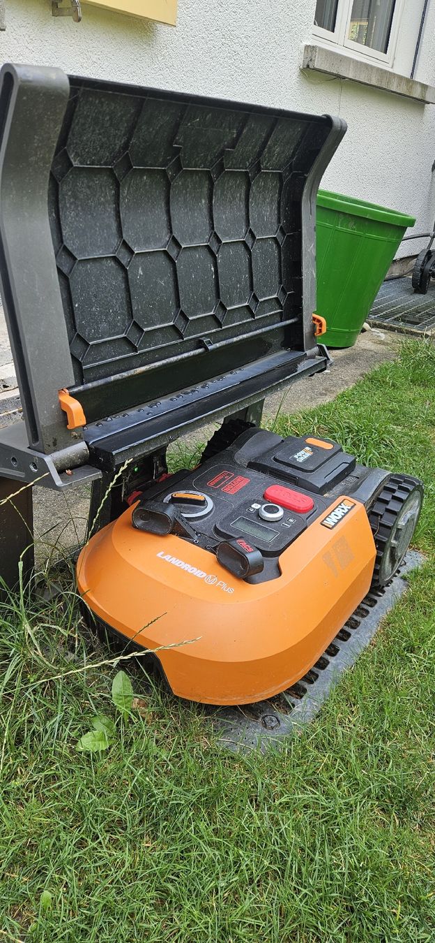 Worx Rasenmäher: Mähroboter Landroid Worx M Plus WR165E – Gebraucht aus Bergdietikon von Giacomoboromo 2