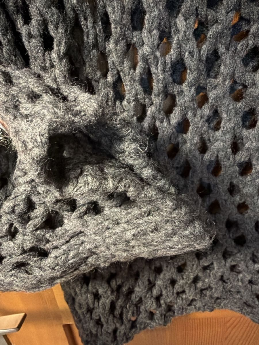 Zara Pullover & Sweatshirts: zara pullover – Gebraucht aus Uttigen von sls072809 2