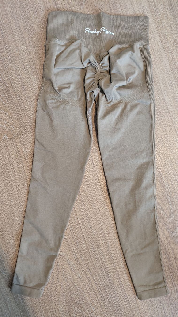 Pantaloni: Peachy passion leggings – Usato da Ettingen venduto da hms_w27b 1