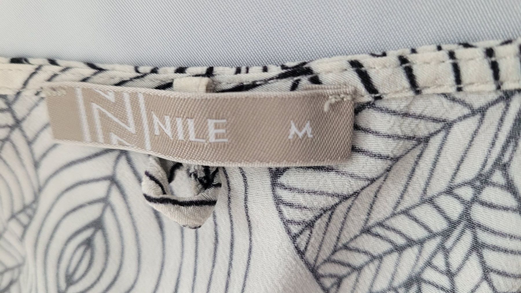 Nile Vestiti: Kleid "Nile" Gr. M – Usato da Rieden AG venduto da Tsebeh 2