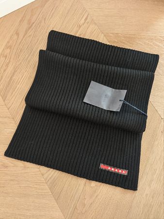 PRADA Wollschal NEU