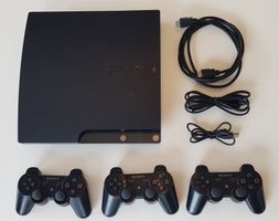 PS3 Slim mit CEX Cobra (EVILNAT) und 3x Controller