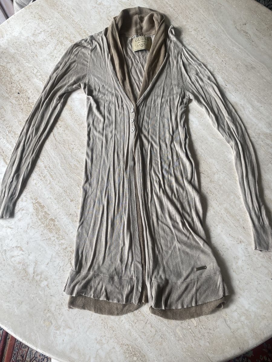 Guess T-shirt: Guess maglia lunga, Gr. S – Usato da Kreuzlingen venduto da nik_d2fj