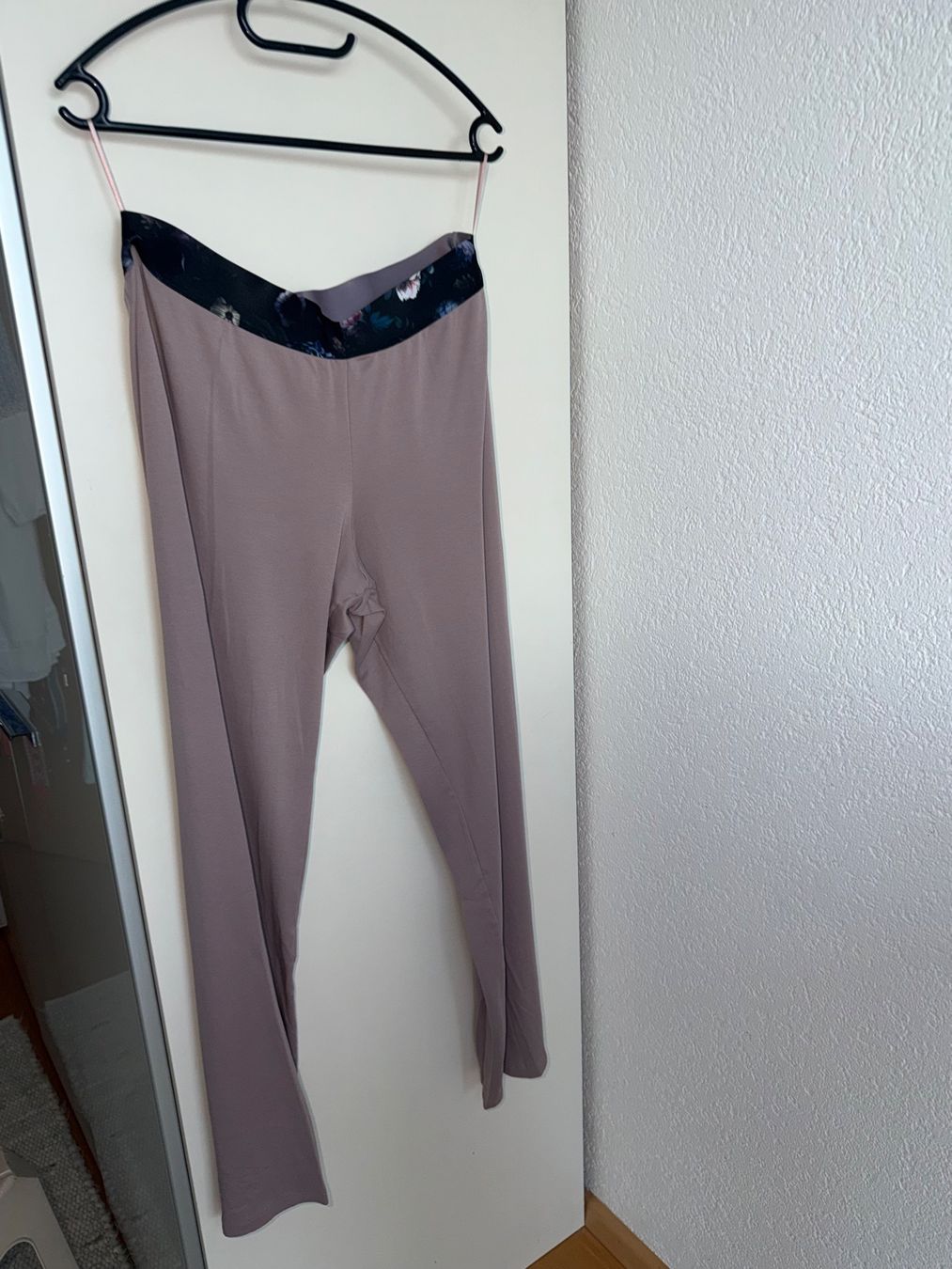 Hanro Negligees & Pigiami: Sleep &Lounge Anzug HANRO M/L neu – Nuovo (secondo la descrizione) da Dornach venduto da samuti 2