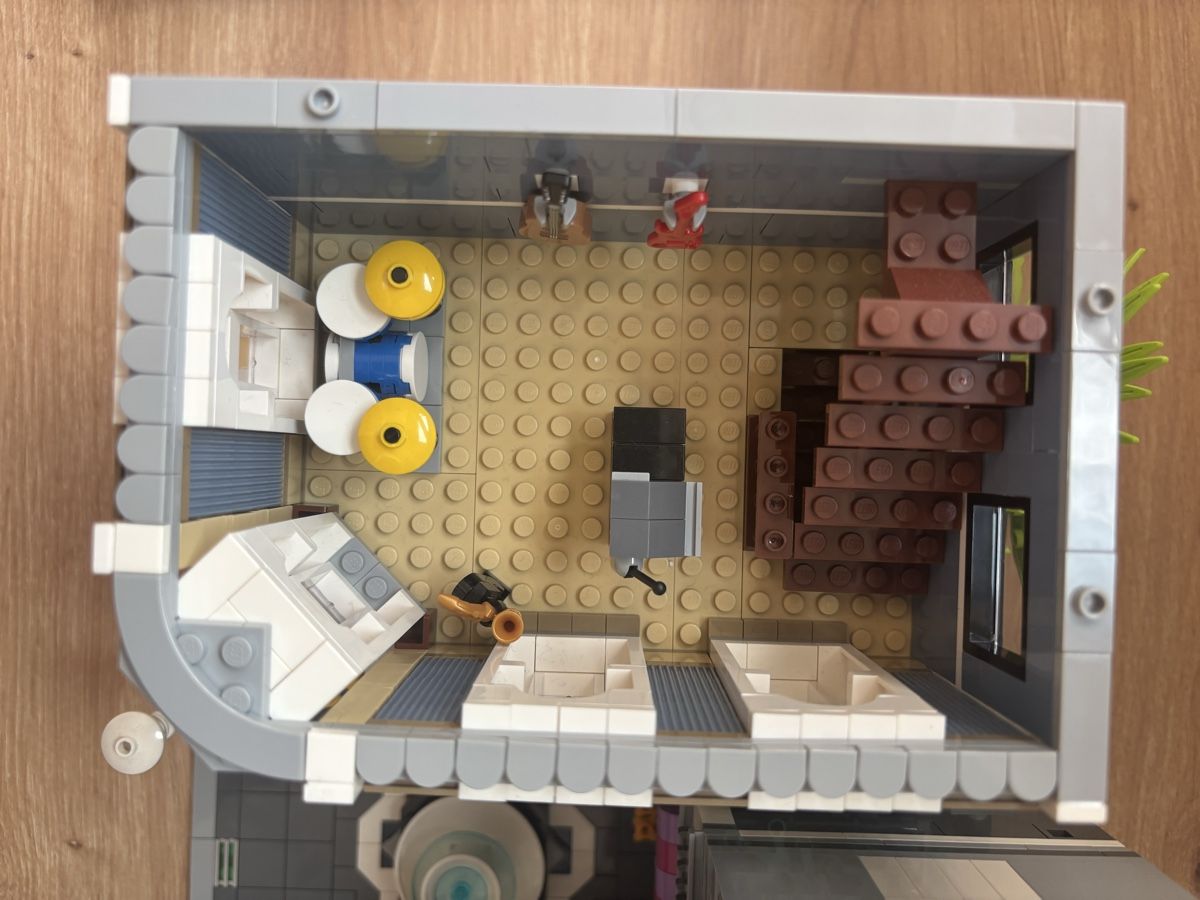 Lego Jeux de construction: LEGO Creator Stadtleben 10255 – D'occasion à Bremgarten AG par fabhub 5