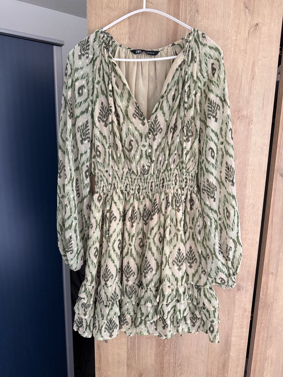 Zara Kleider: Zara Dress – Gebraucht aus Glis von zey_22mw 1