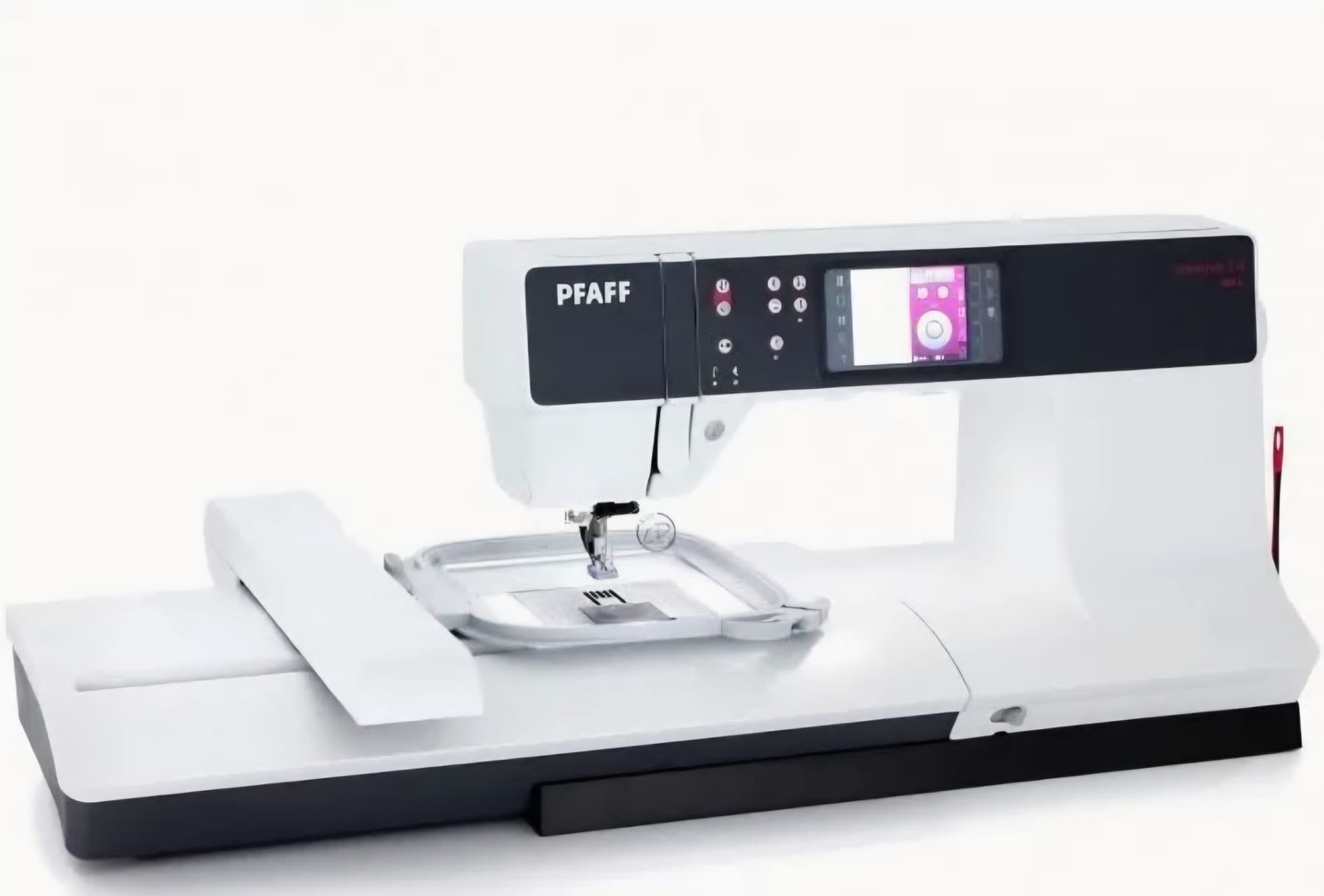 Pfaff Machines à coudre: Pfaff Näh - und Stickmaschine Cerative 3.0 – D'occasion à Masein par Aslechichi