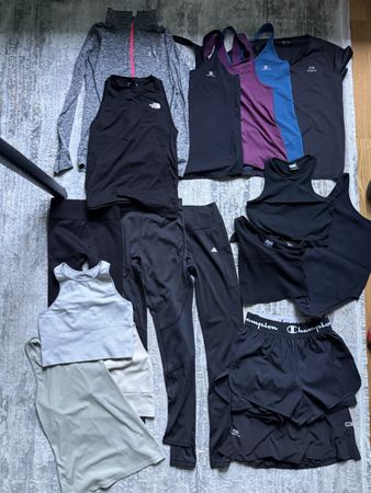 SPORTBEKLEIDUNGS-SET – 17 TEILE – GRÖSSE S – WIE NEU