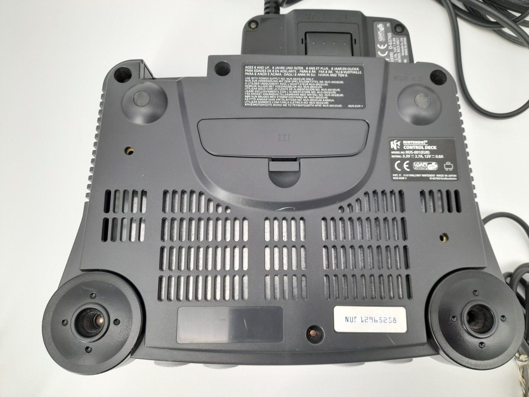 Nintendo Console: Console Nintendo 64 avec deux manettes – Usato da Delémont venduto da Loccaze2015 5