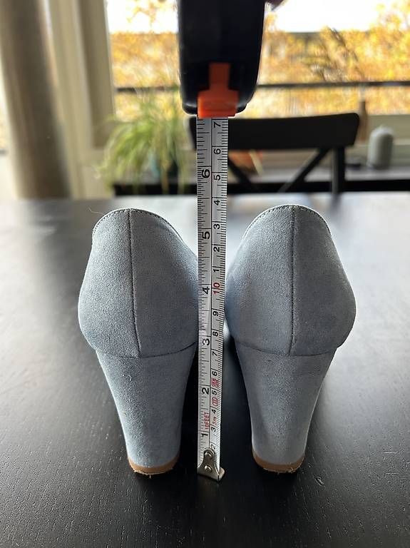 Chaussures femmes: Escarpins Anna Field Daim  - Taille EU 38 – D'occasion à Lausanne par Moira.Moira 1