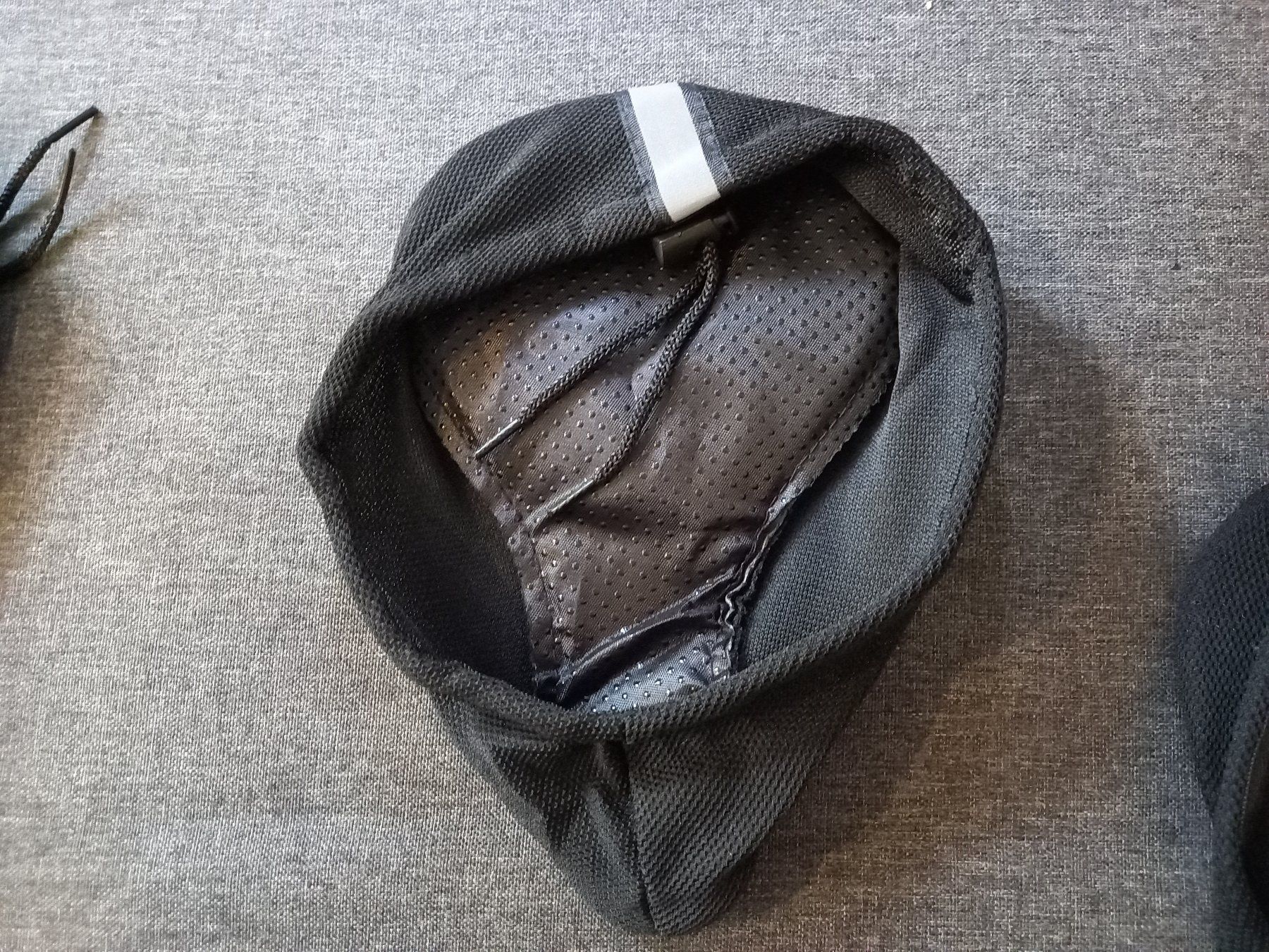 Ersatzteile: Sattel Sitz Schaumstoff schwarz - 10 SKT – Neu und originalverpackt aus Bremblens von SHOPSPORT 2