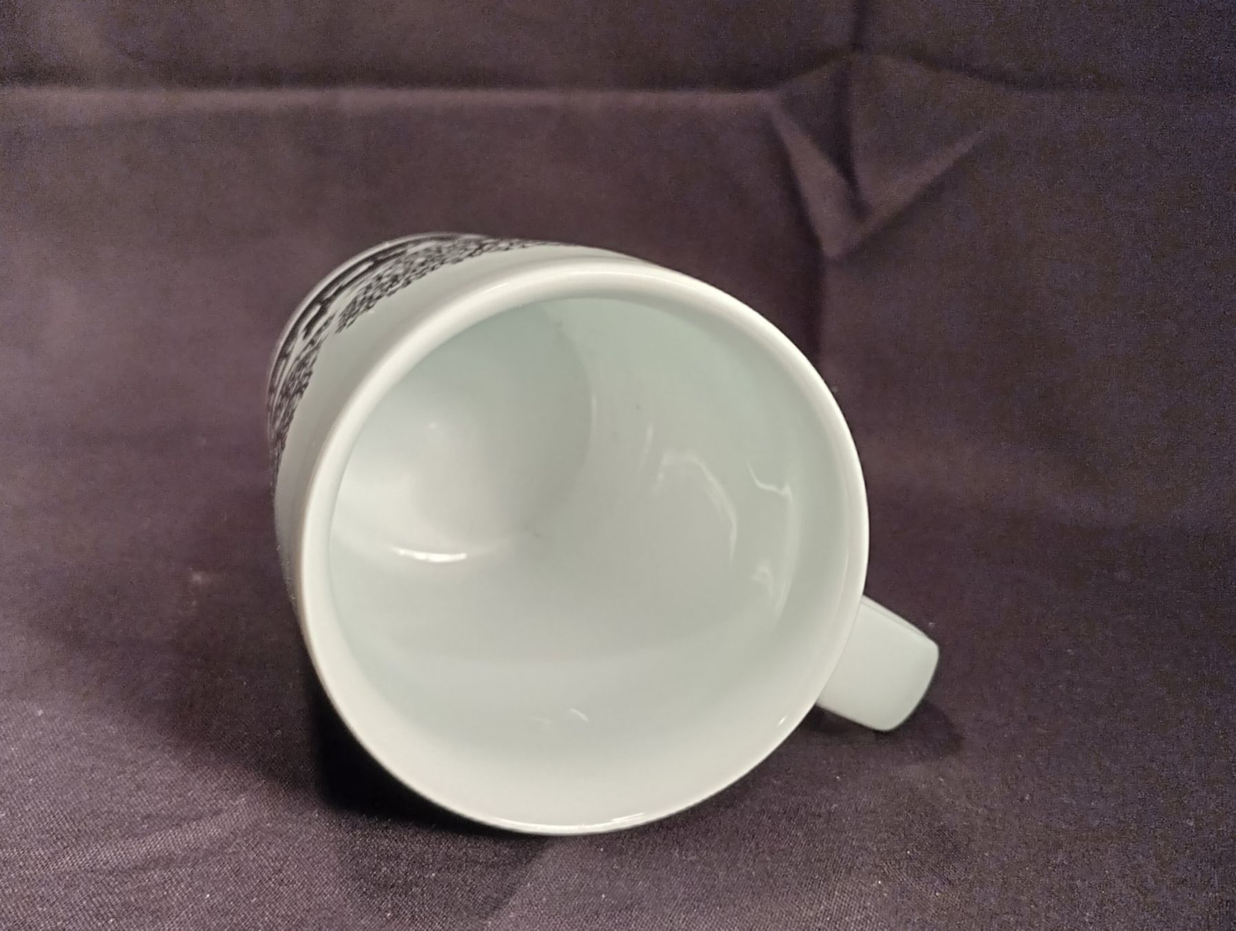 Tazze: Swissmilk Tasse mit Scherenschnitt – Nuovo (secondo la descrizione) da Bellach venduto da JingleCherry 5