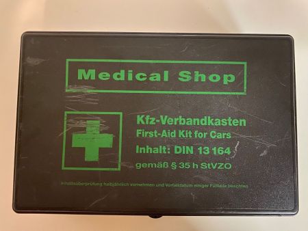 Auto Apotheke bzw. Verbandskasten (neu)
