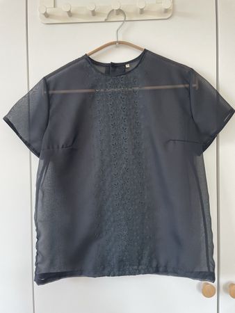 Elegante Sheer Bluse Schwarz Terylene Swiss Fabric Gr. 38⁠
