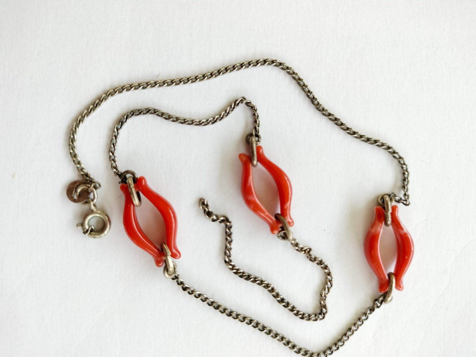 Catenine: Collier artisanal en corail de Méditerranée véritable – Difettoso da Cortaillod venduto da rozinna