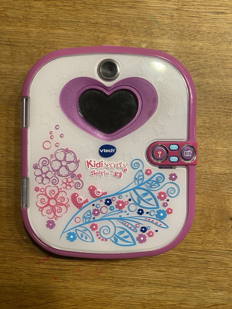 Vtech Giocattoli: Vtech Kidi secrets selfie Buch – Usato da Zürich venduto da TruudiT