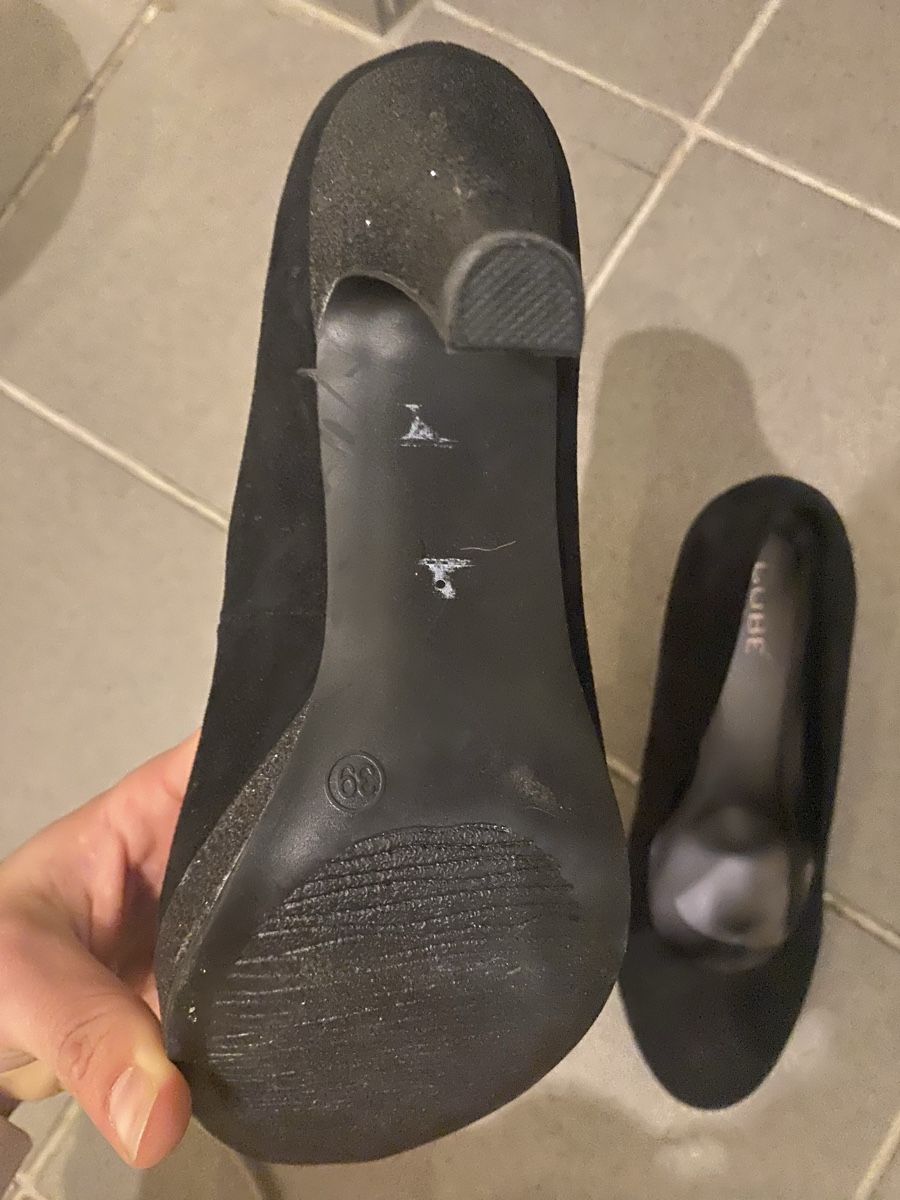Damenschuhe: Pumps schwarz – Gebraucht aus Luzern von oli_6x2r 3