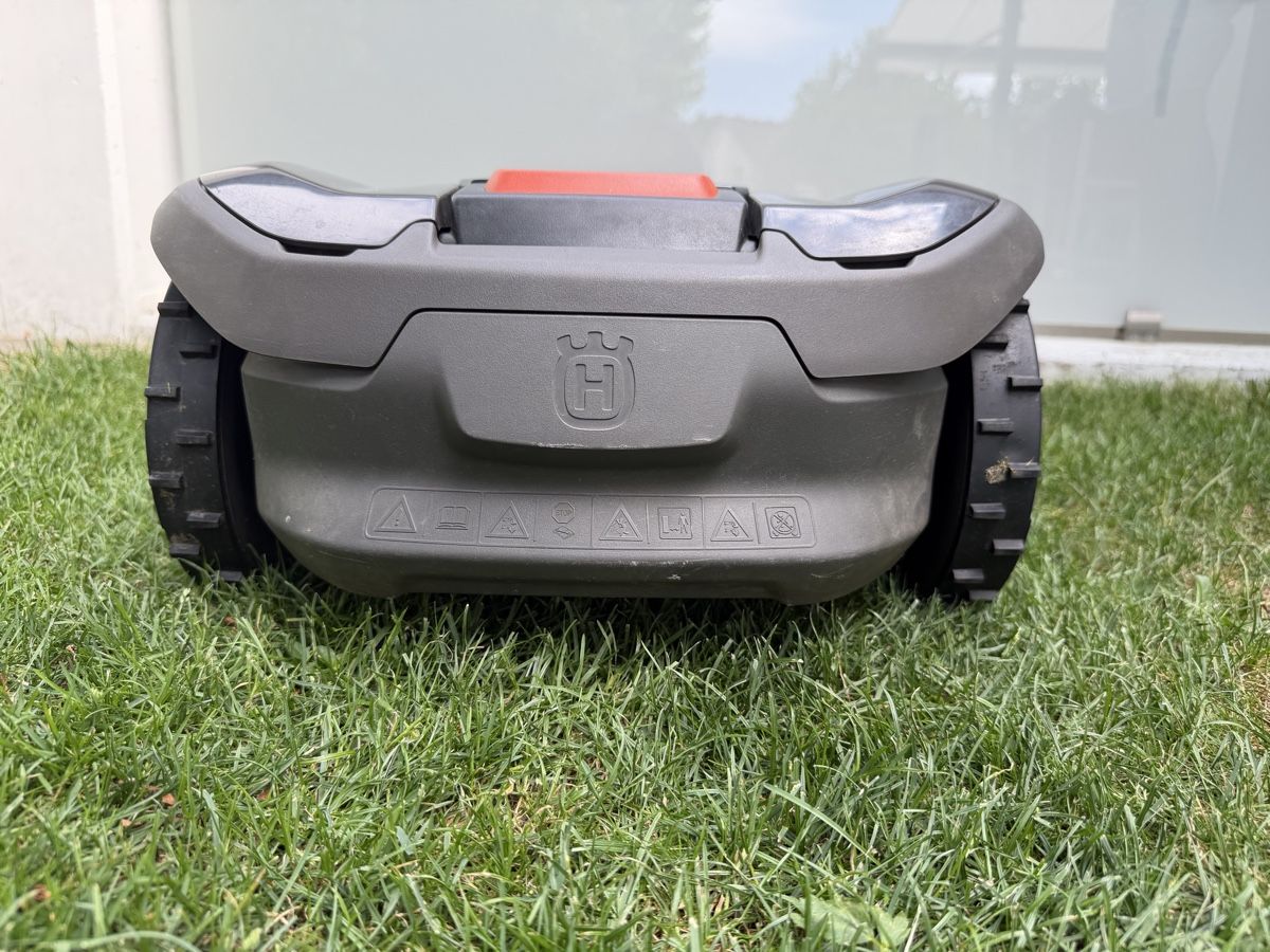 Husqvarna Rasenmäher: Husqvarna Automower 415x – Gebraucht aus Flawil von bso01 6