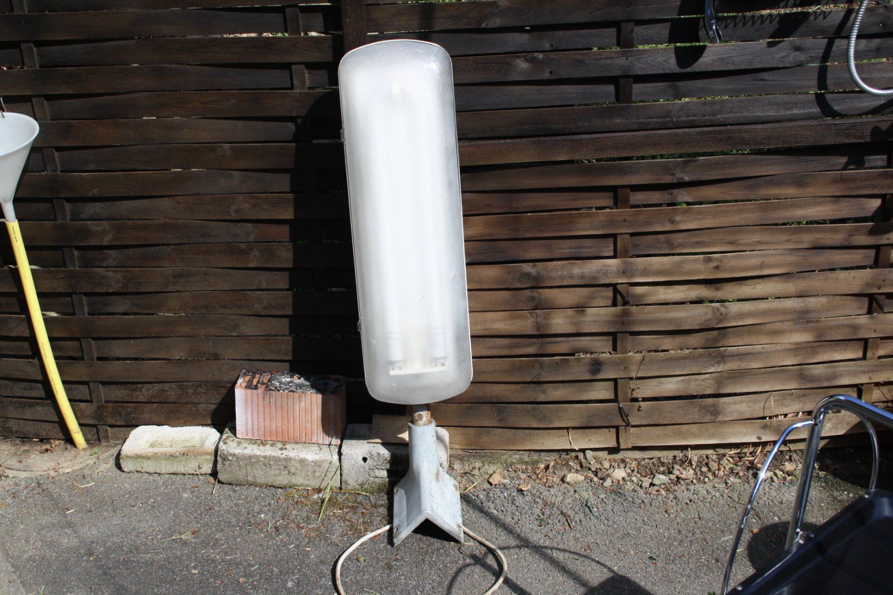 Lampen: VINTAGE STRASSEN LAMPE AUSSENLAMPE – Defekt aus Wauwil von Pneuedy 7