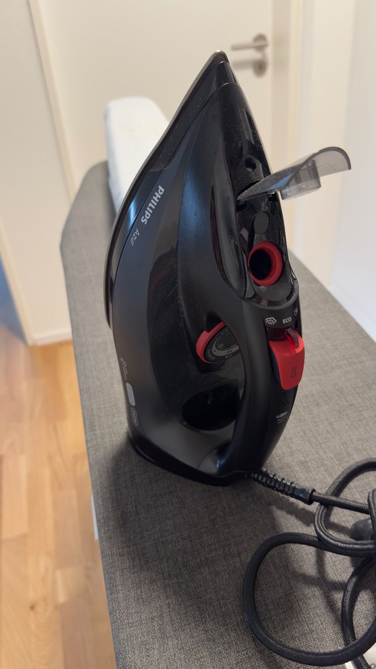 Philips Bügeleisen: Bügelbrett mit Bügeleisen – Gebraucht aus Zuchwil von ark_d7sz 3
