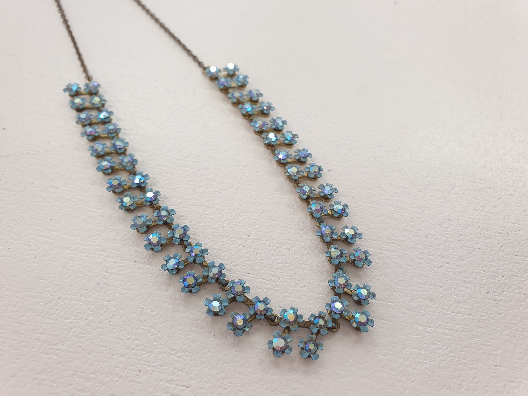 Catenine: Antikes Collier – Usato da Edlibach venduto da flairaffair