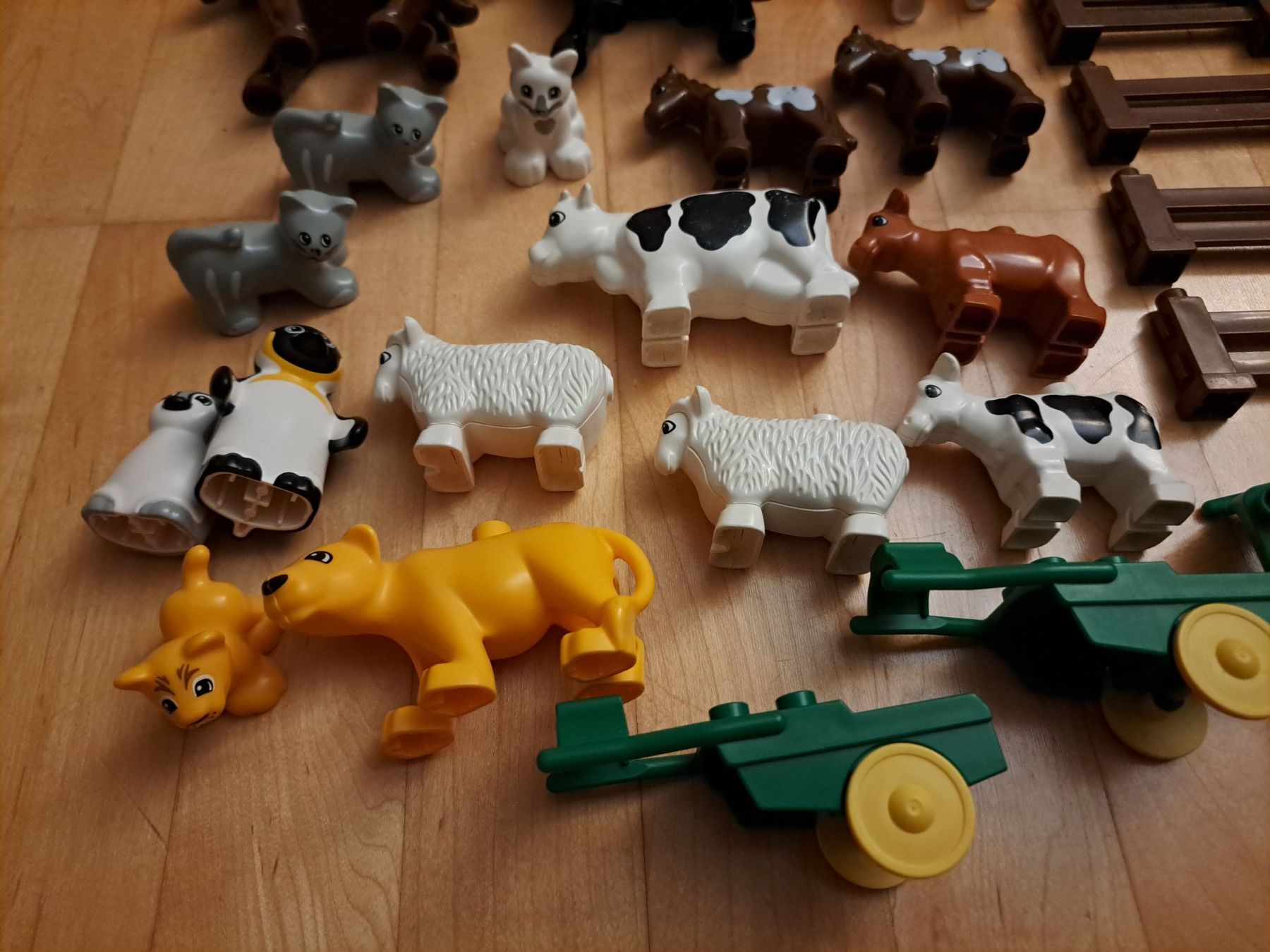 Duplo Tiere Bauernhof, Pferd, Kuh, Katze, & Pinguin, Löwe (Gebraucht ...