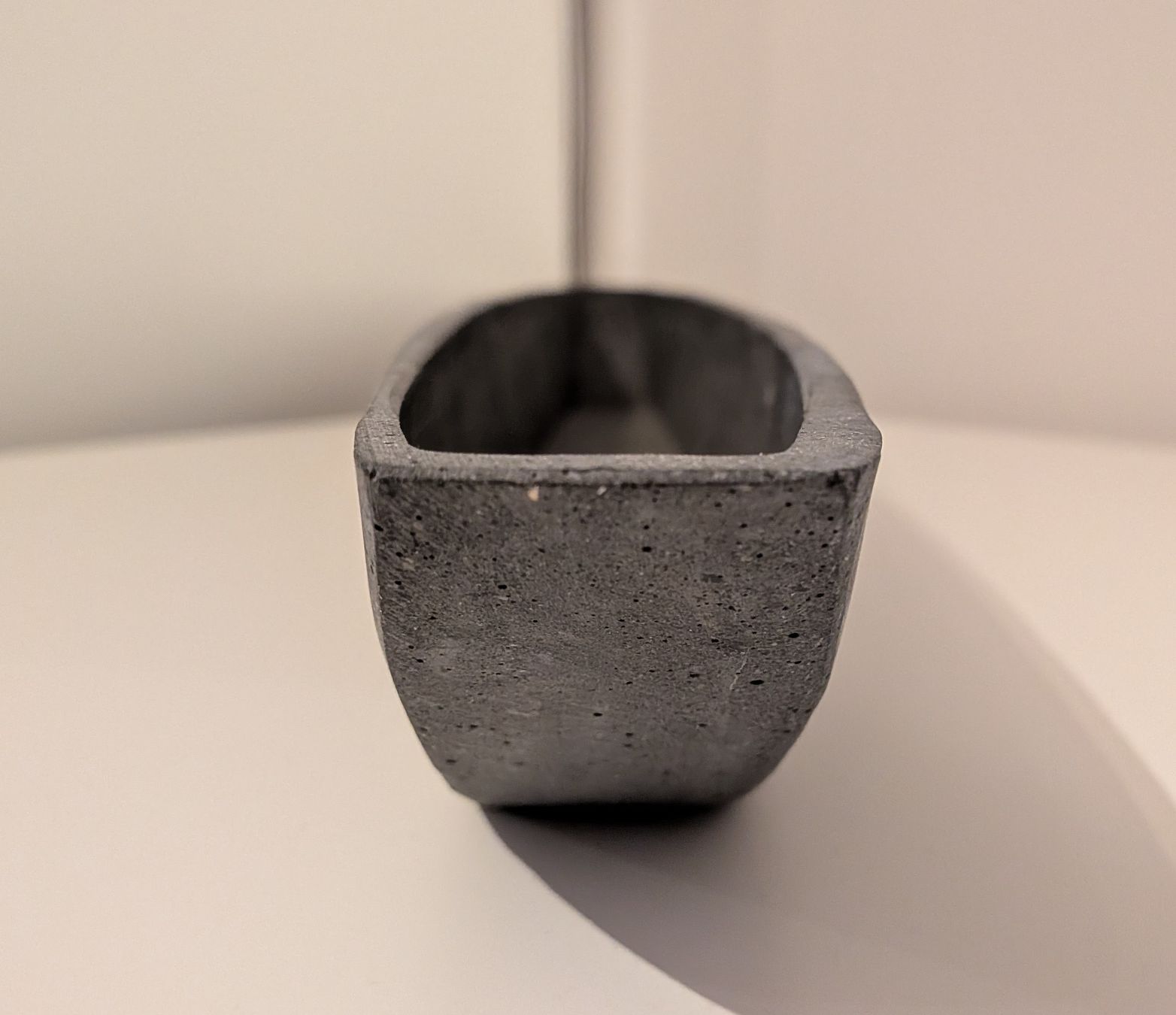 Blumentöpfe: Blumenvase, Pflanztrog in Betonoptik – Neu (gemäss Beschreibung) aus Russikon von flo_phoenix 3