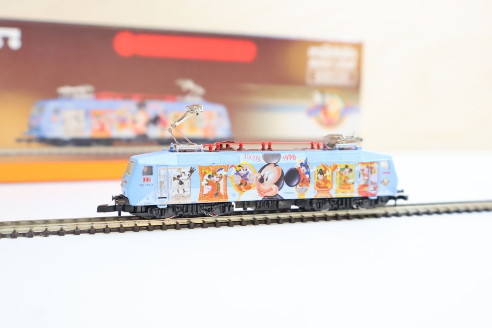 m-rklin-mini-club-e-lok-micky-maus-88535-sondermodell-kaufen-auf