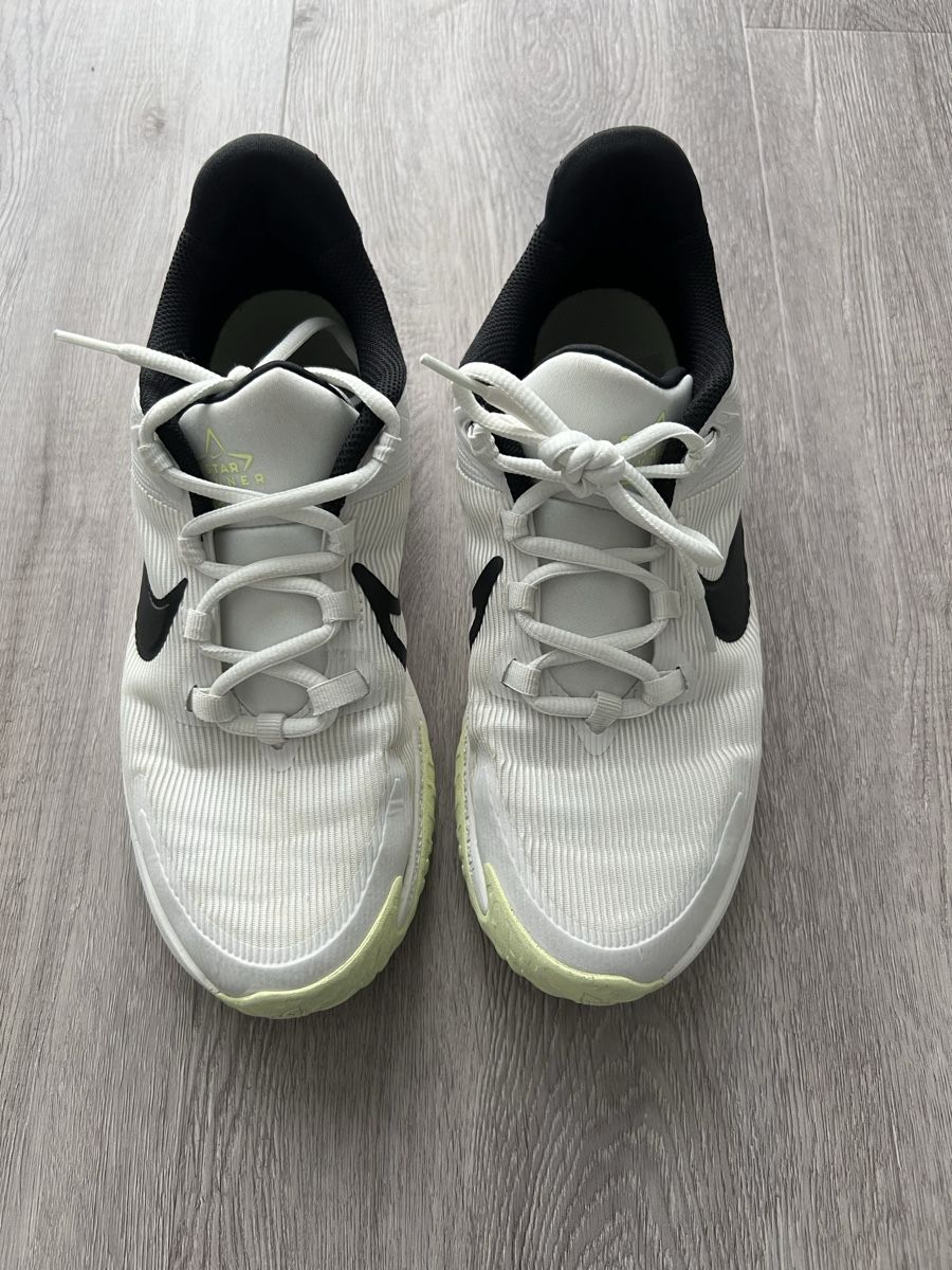 Nike Chaussures garçon: Nike - basket - taille 40 – D'occasion à Ste-Croix par Caramel31 1