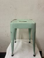 Schöner alter Hocker