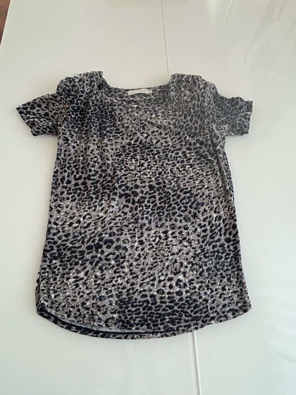 Sandro Top: Sandro top, EU size 38 – Usato da Schindellegi venduto da nan_727n