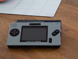 Game Boy Macro (umgebaute DS Lite)
