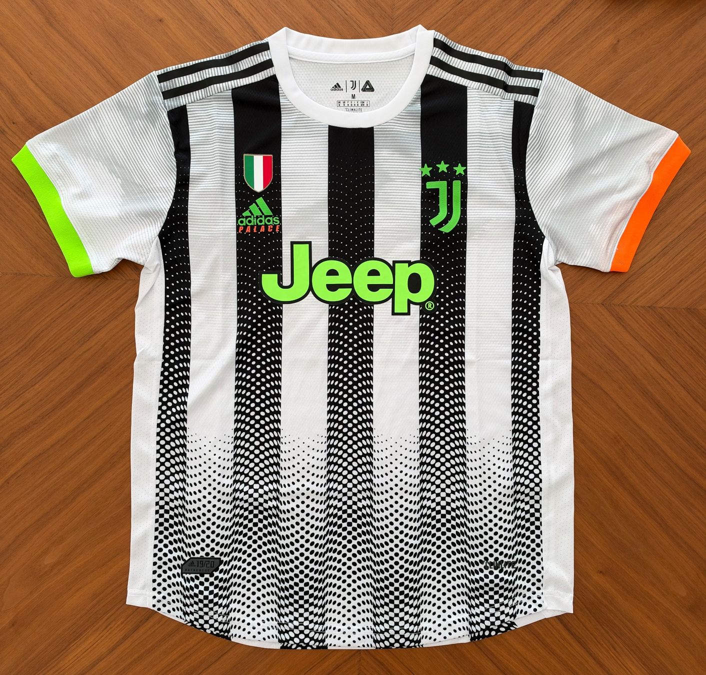 Adidas Canottiere & Pantaloni: Juventus x Adidas Palace – Nuovo (secondo la descrizione) da Olten venduto da gia_bc2q
