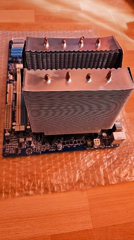 Schede madri: Gigabyte GA-EP43T-USB3 et CPU Q9650  – Usato da Ste-Croix venduto da tougaz 1