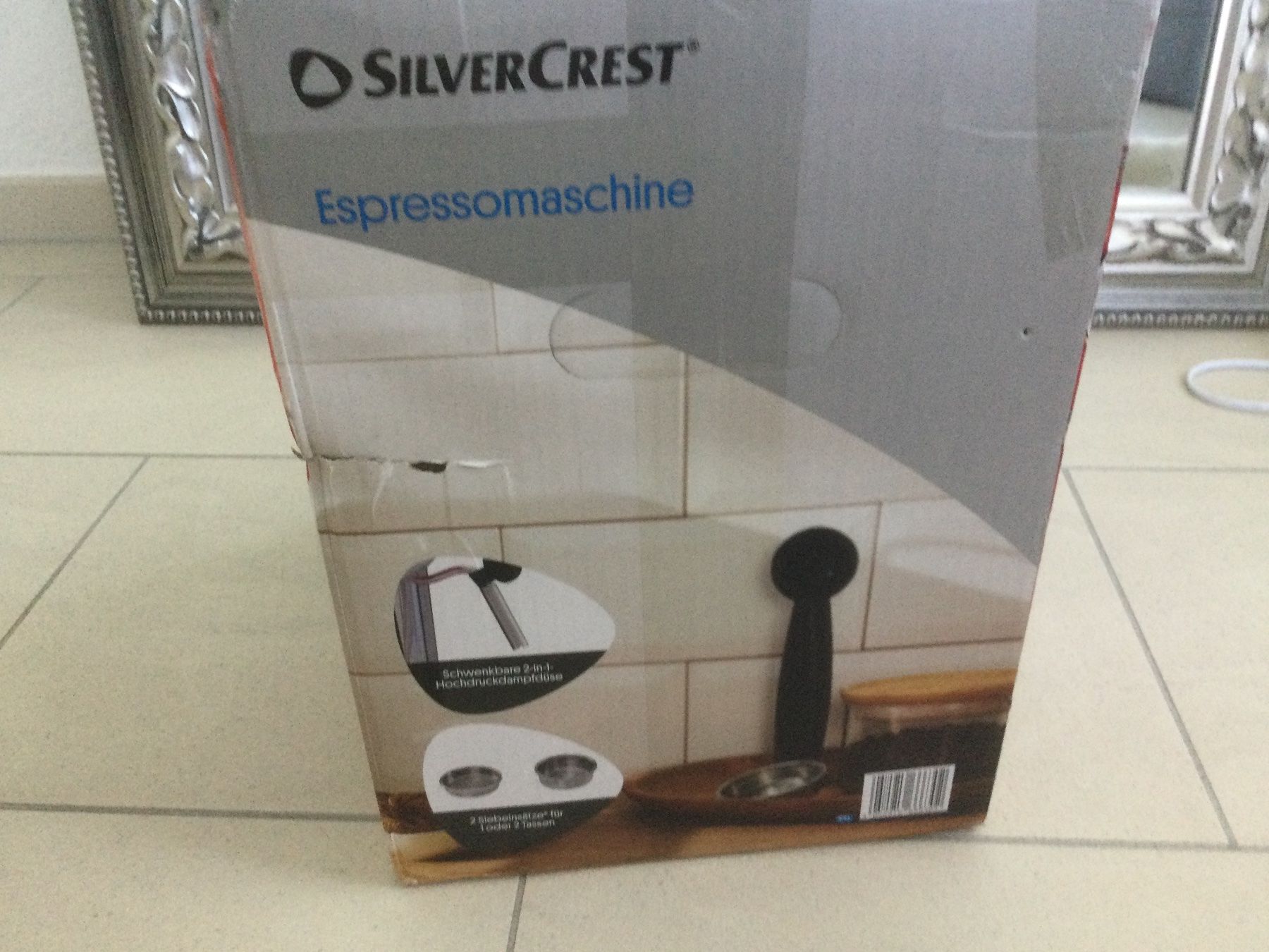 SilverCrest Macchine per caffè & Macchine per espresso: Silvercrest Espressomaschine rot mit Kolben Originalverpackt – Nuovo e nell'imballaggio originale da Zug venduto da ang_rxx5 1