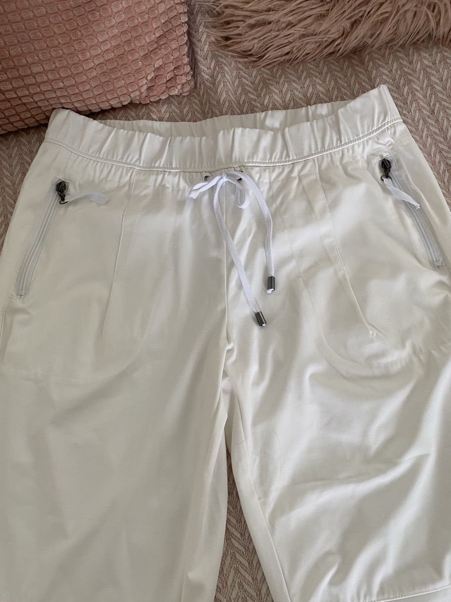 Pantaloni: Hose weiss Gr 42 neu – Nuovo (secondo la descrizione) da Brugg AG venduto da Honeybee6 1
