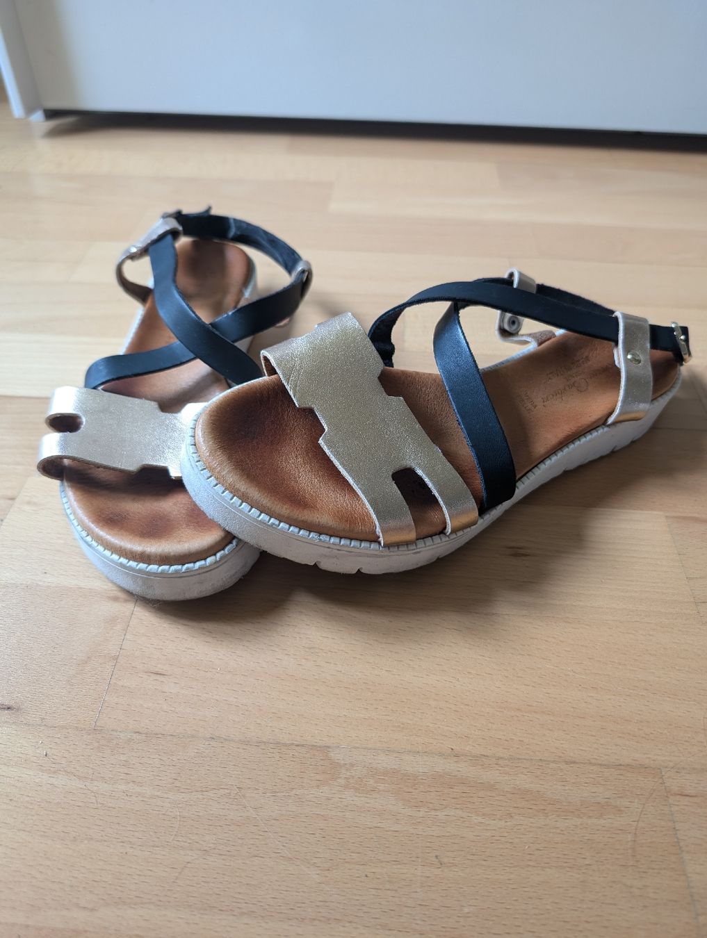 Scarpe da donna: Schuhe – Usato da Wallisellen venduto da sca97