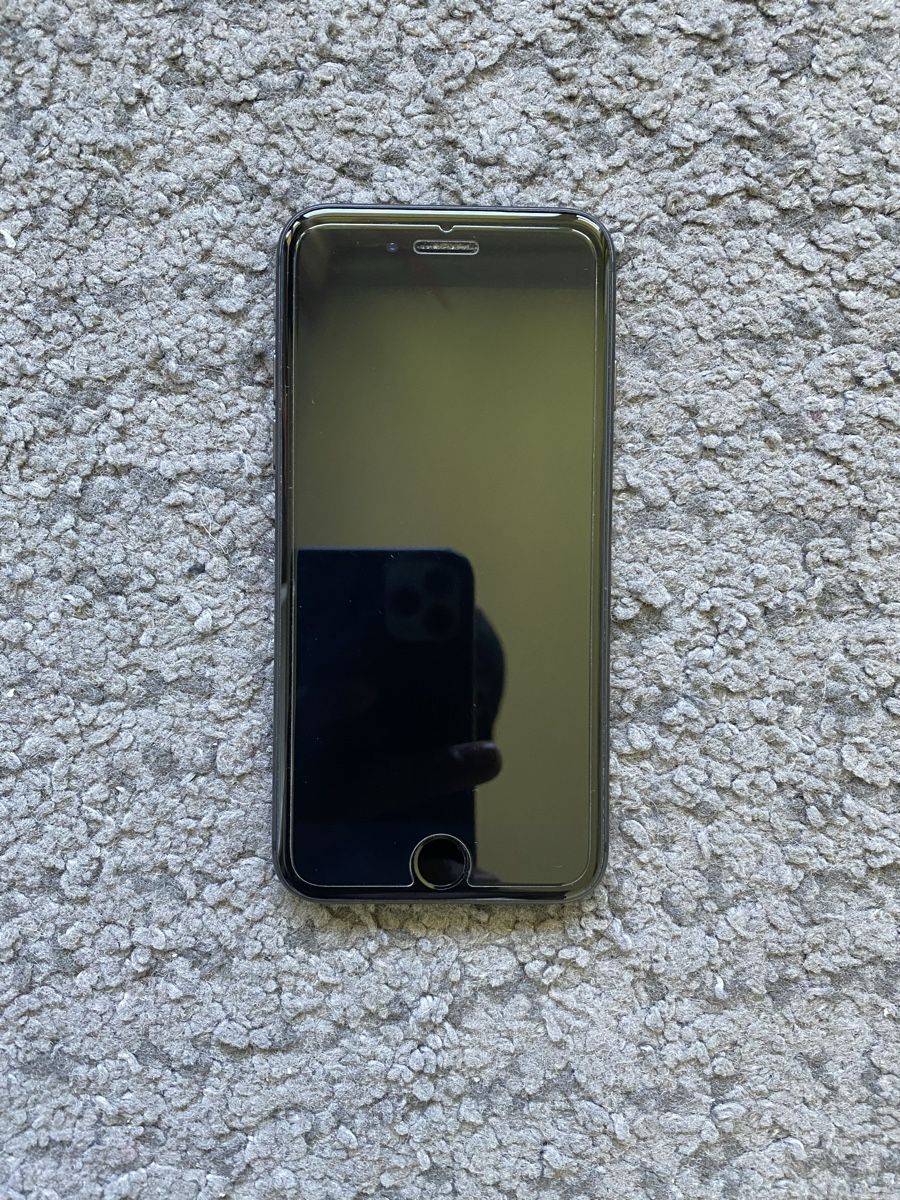 Apple Telefoni cellulari / Smartphones: iPhone 8 64GB - Noir - batterie 86% – Usato da Genève venduto da eth_6qs6 1
